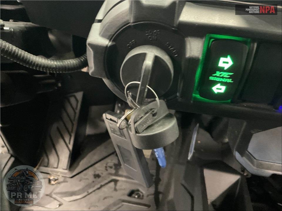 2025 Can-Am MAVERICK SPORT MAX DPS 1000R — фото 7