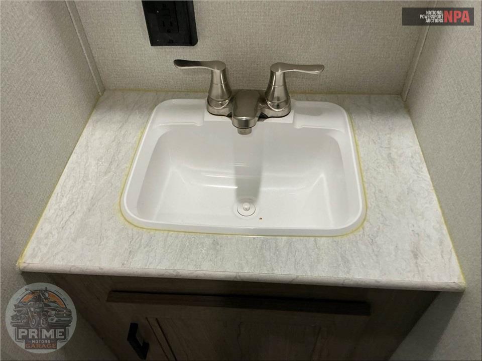 2020 Keystone Rv M-28 RKS - HIDEOUT LUXURY SERIES — фото 14