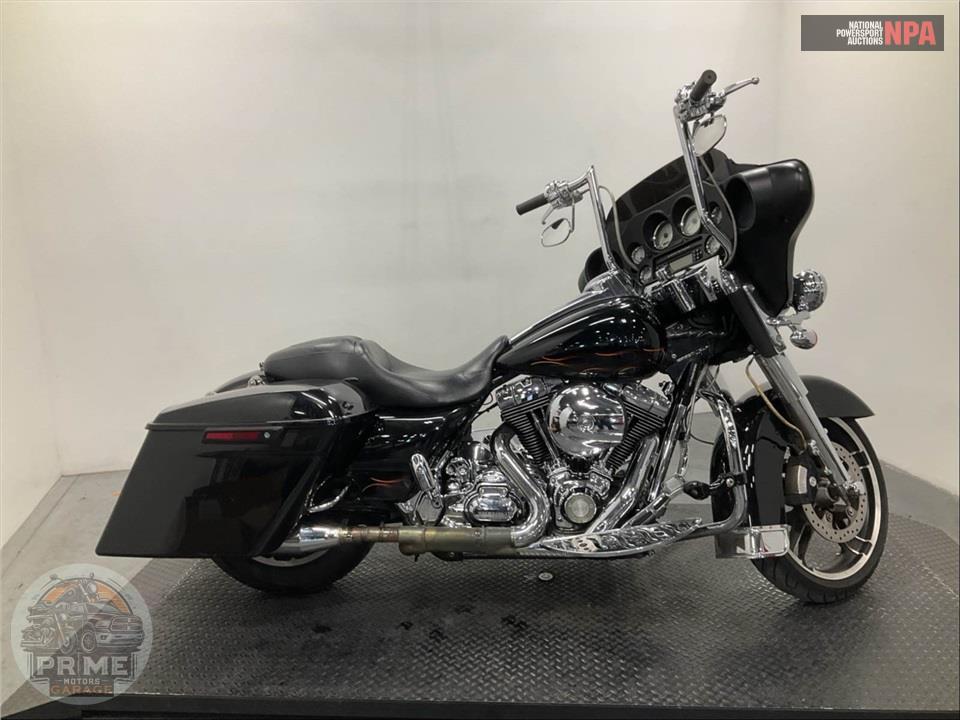 2010 Harley-Davidson FLHX STREET GLIDE — фото 1