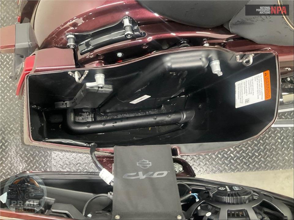 2024 Harley-Davidson FLTRXSE CVO ROAD GLIDE — фото 18
