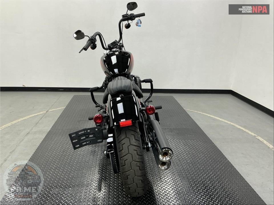 2022 Harley-Davidson FXBBS STREET BOB 114 — фото 4