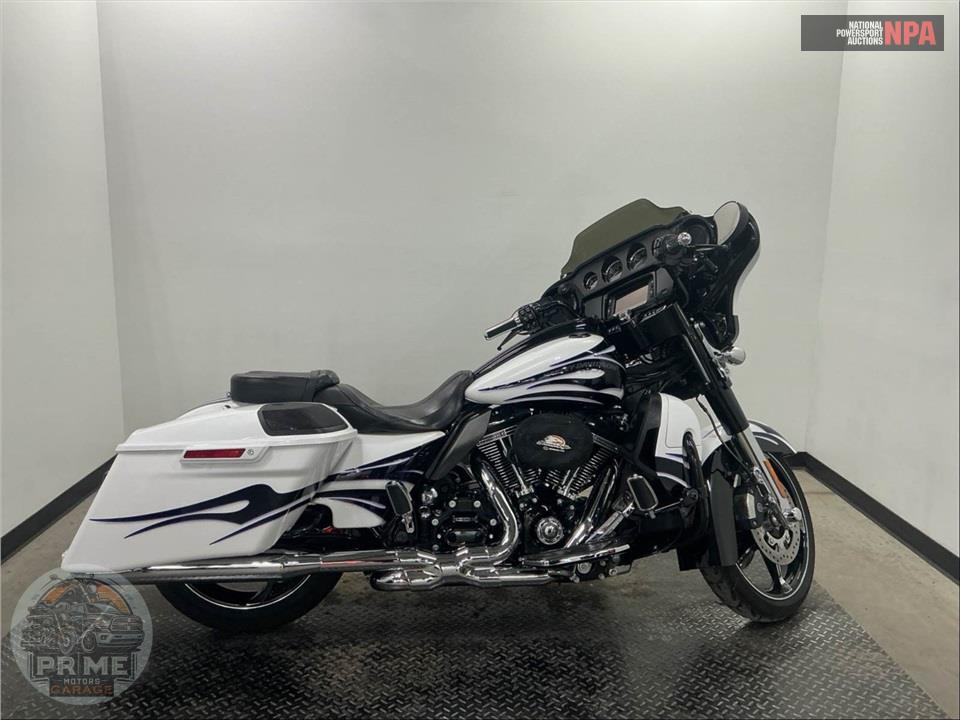 2016 Harley-Davidson FLHXSE CVO STREET GLIDE SPECIAL — фото 1