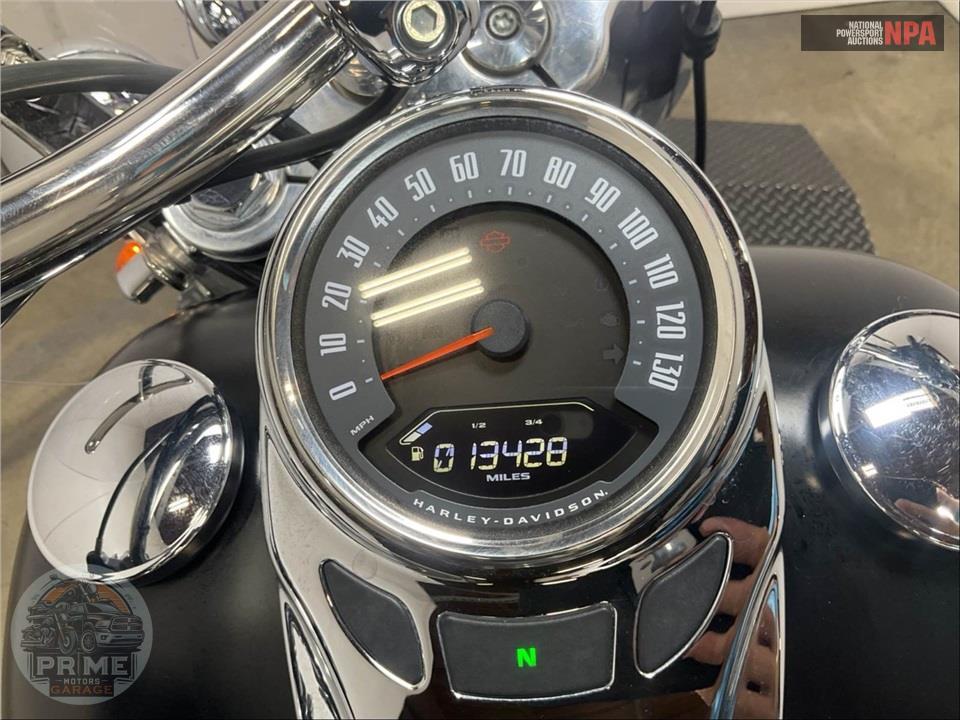 2018 Harley-Davidson FLDE DELUXE — фото 5