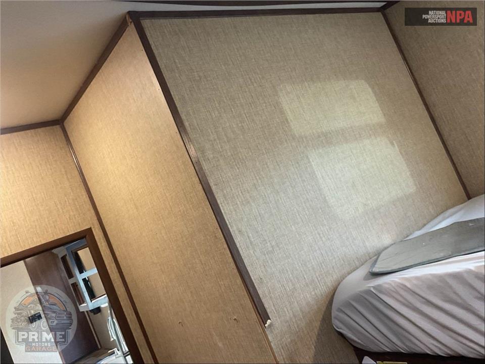 2016 Keystone Rv M-326 FWBHS - SPRINTER FIFTH WHEEL SERIES — фото 26