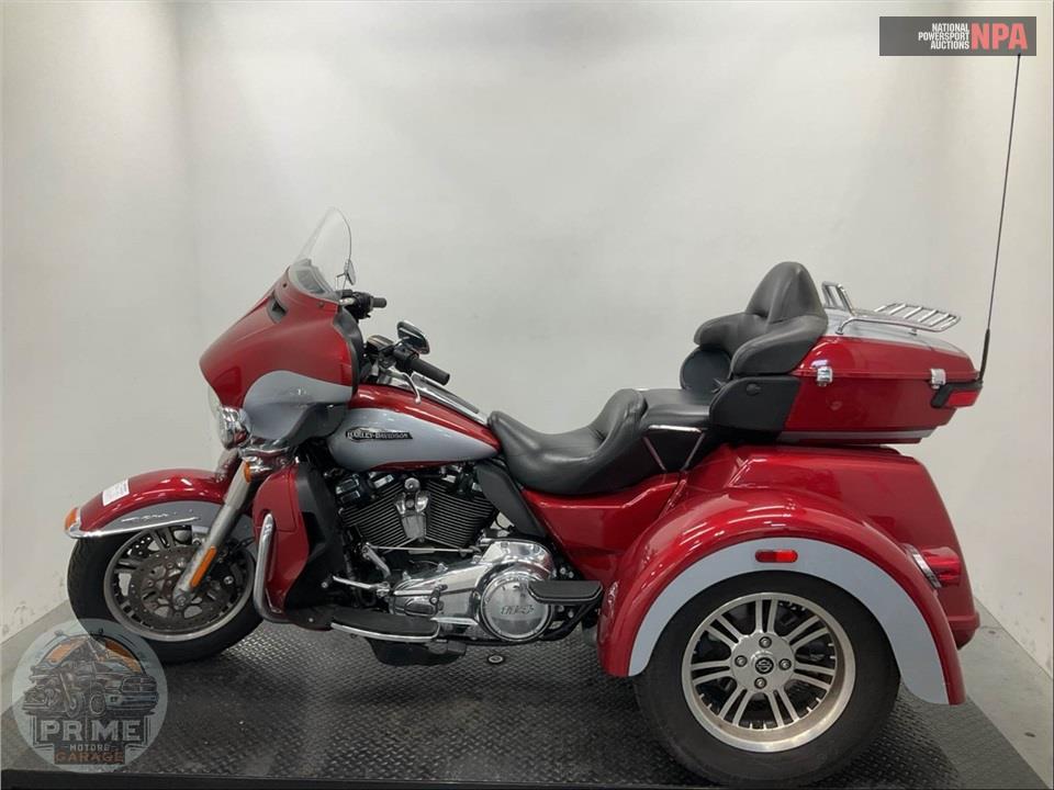 2019 Harley-Davidson FLHTCUTG TRI GLIDE ULTRA — фото 3
