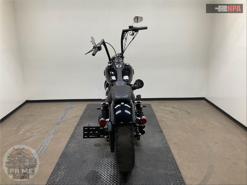 2017 Harley-Davidson FXDB STREET BOB — фото 4