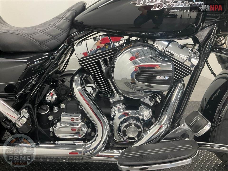 2014 Harley-Davidson FLHXS STREET GLIDE — фото 6