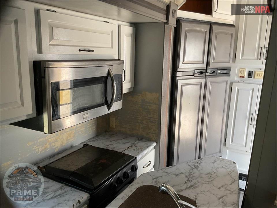 2012 Keystone Rv M-358 RLT - MONTANA MOUNTAINEER FIFTH WHEEL SERIES — фото 19