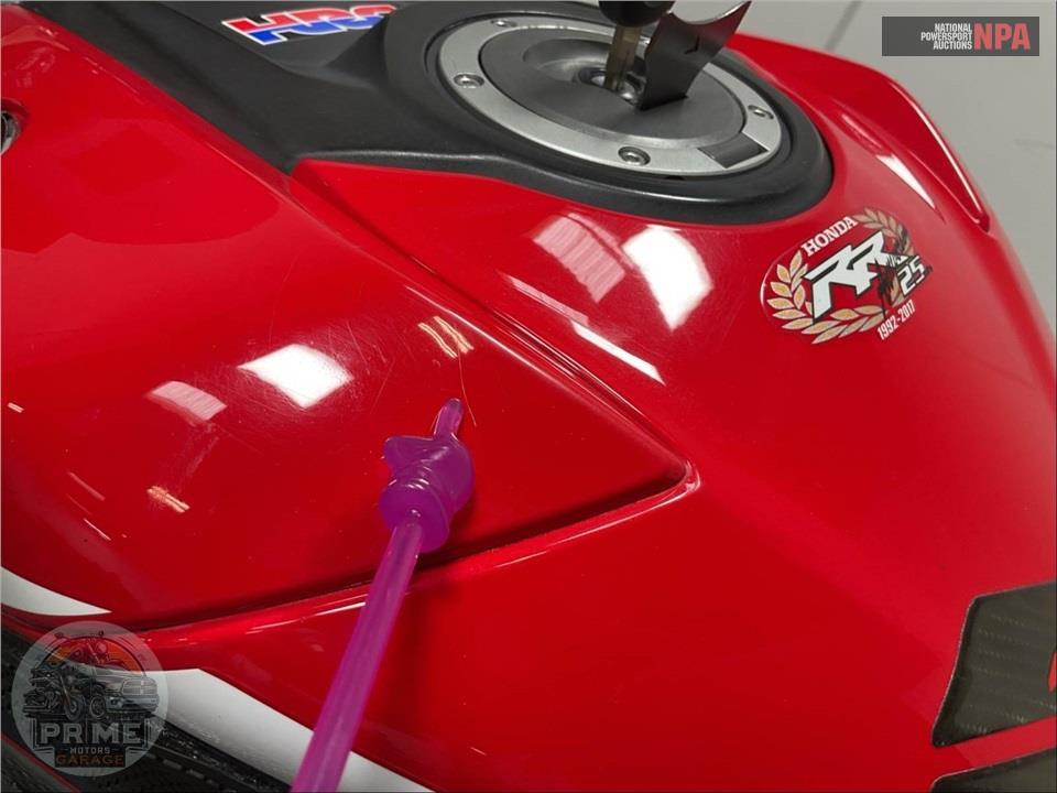 2017 Honda CBR1000S1H SP — фото 18