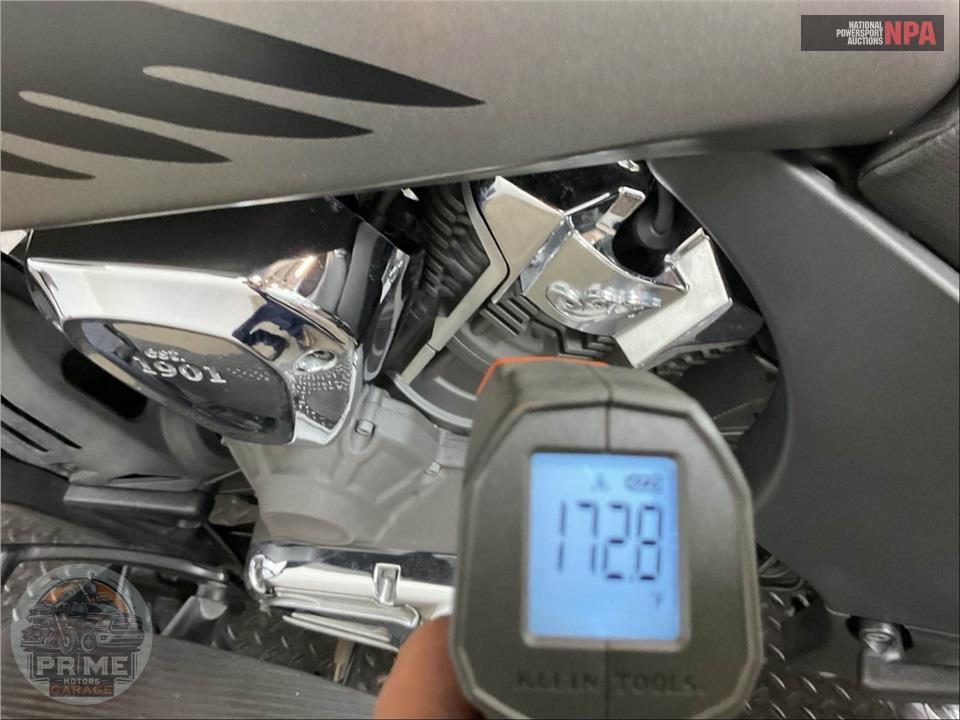 2021 Indian Motorcycle CHALLENGER (METALLIC SMOKE) — фото 8