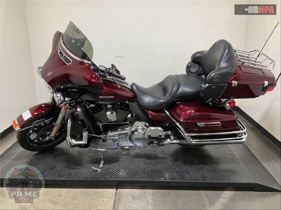 2014 Harley-Davidson FLHTK ELECTRA GLIDE ULTRA LIMITED — фото 3