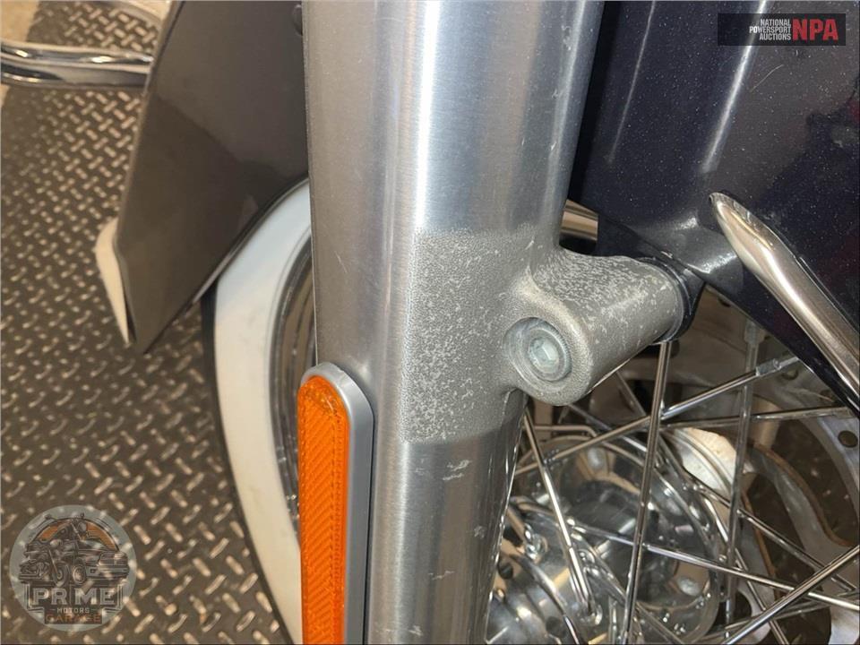 2019 Harley-Davidson FLDE DELUXE — фото 26