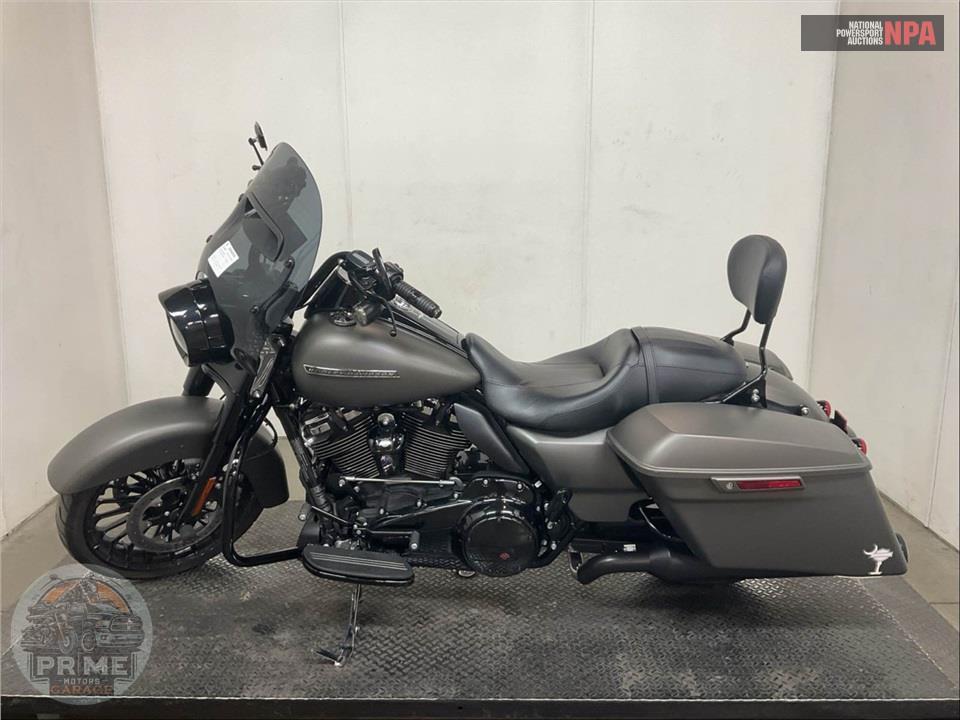 2018 Harley-Davidson FLHRXS ROAD KING SPECIAL — фото 3