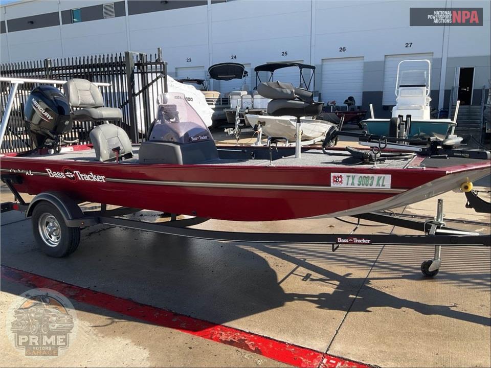 2022 Tracker Marine BASS TRACKER CLSSC XL(**) L=17/E=1 50HP MERC OB — фото 1