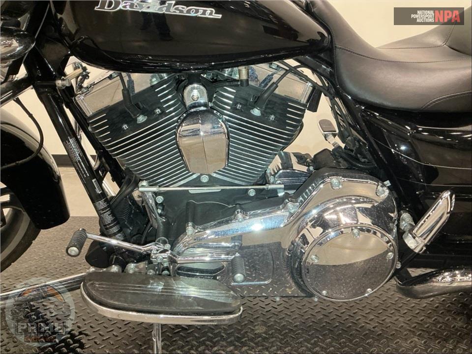 2014 Harley-Davidson FLHX STREET GLIDE — фото 7