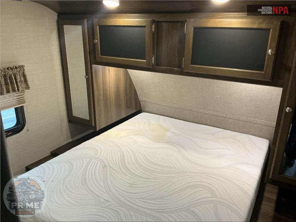 2018 Keystone Rv M-29 RKPR BULLET PREMIER  SERIES — фото 11