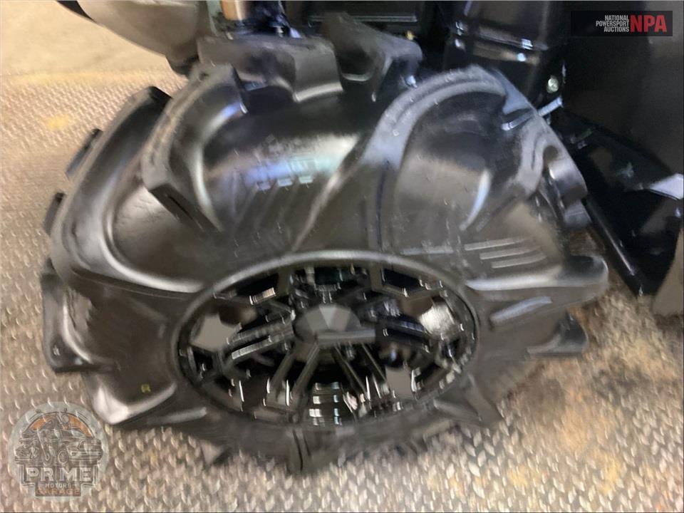 2025 Can-Am OUTLANDER X MR 850 — фото 22