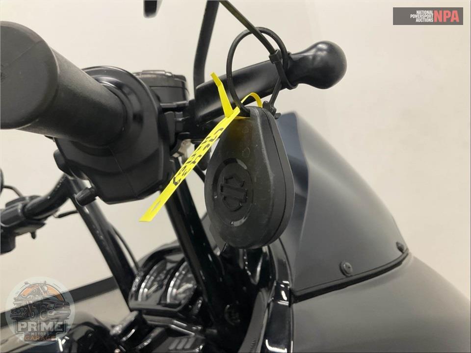 2021 Harley-Davidson FLTRXS ROAD GLIDE SPECIAL — фото 12