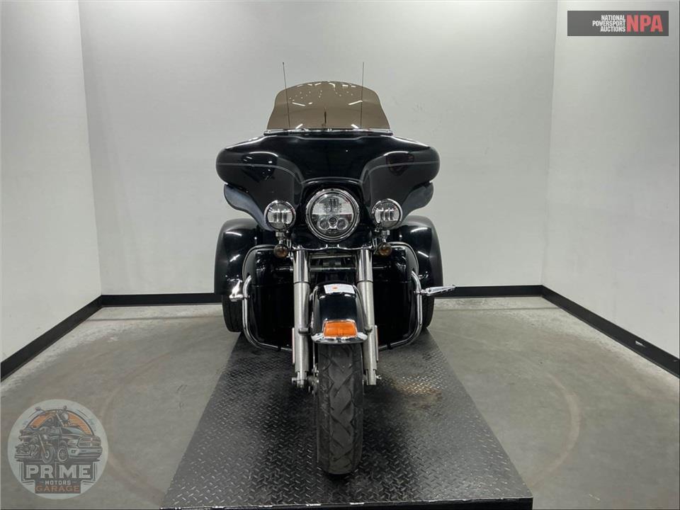 2013 Harley-Davidson FLHTCUTG TRIGLIDE UL CLSC — фото 2
