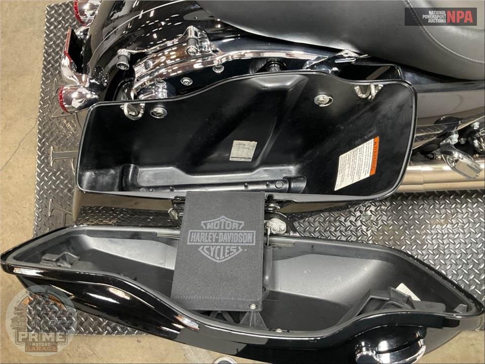 2014 Harley-Davidson FLHXS STREET GLIDE — фото 21