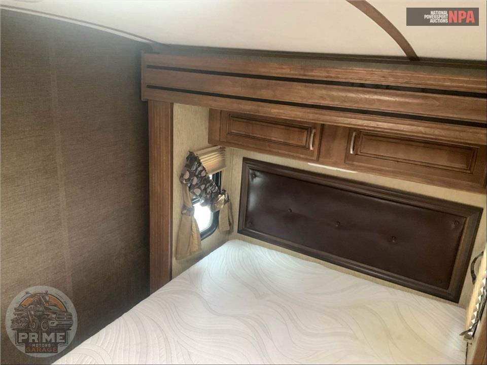 2016 Keystone Rv M-333 BH - LAREDO SERIES — фото 11
