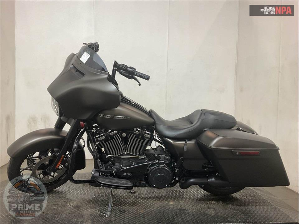 2020 Harley-Davidson FLHXS STREET GLIDE SPECIAL — фото 3