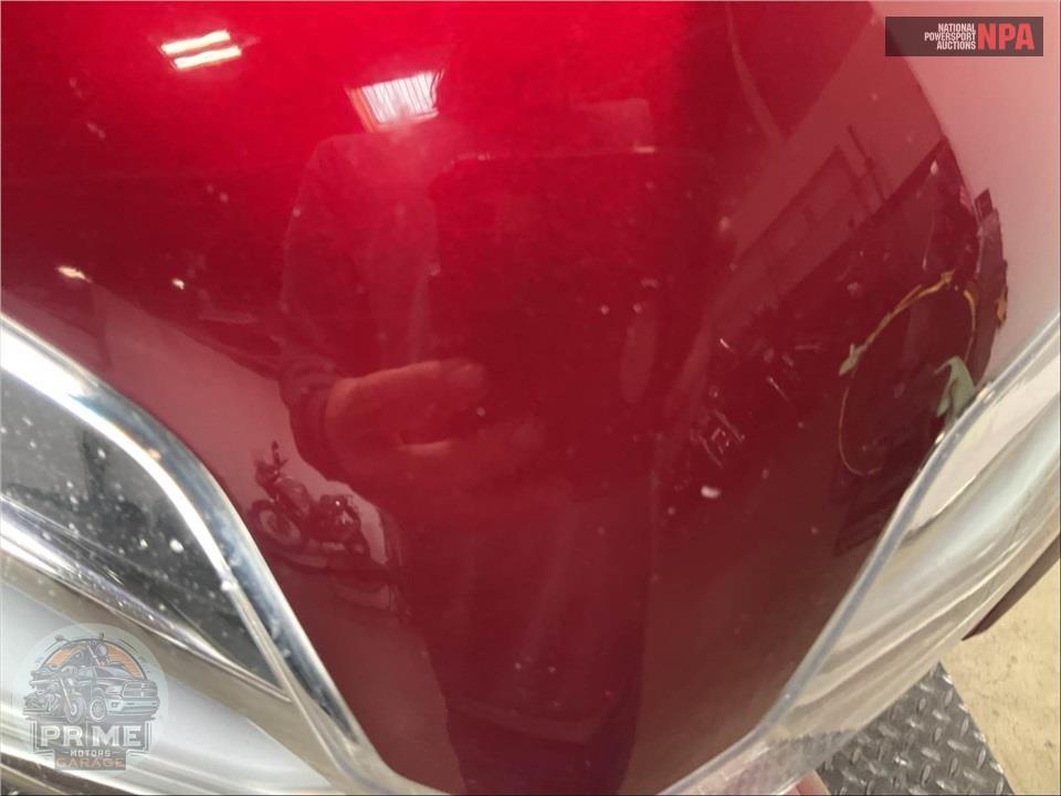 2018 Honda GL1800 GOLDWING TOUR (RED) — фото 13