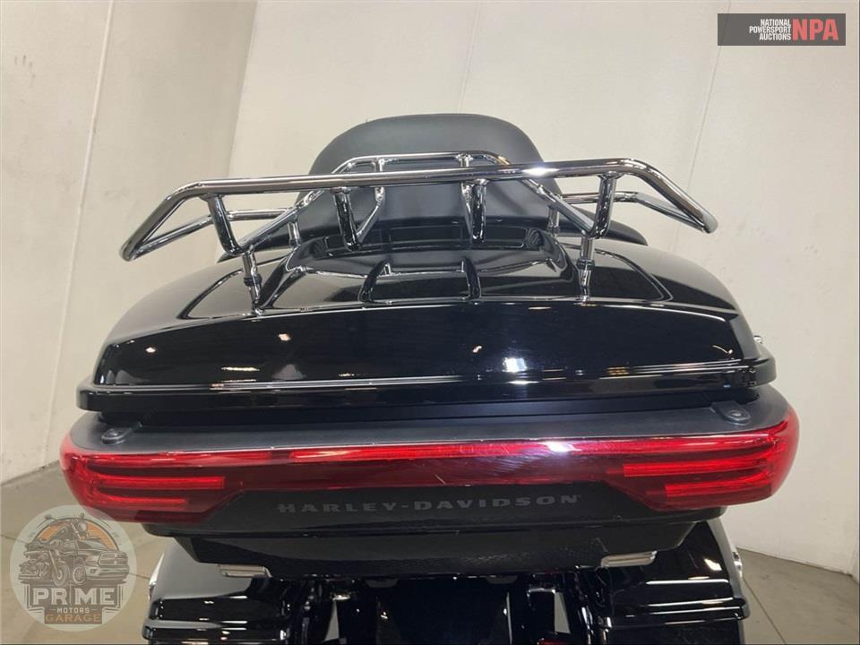 2025 Harley-Davidson FLHXU STEET GLIDE ULTRA — фото 18