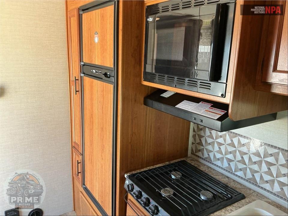 2017 Jayco M-23 XM FORD E450 - REDHAWK SERIES — фото 24