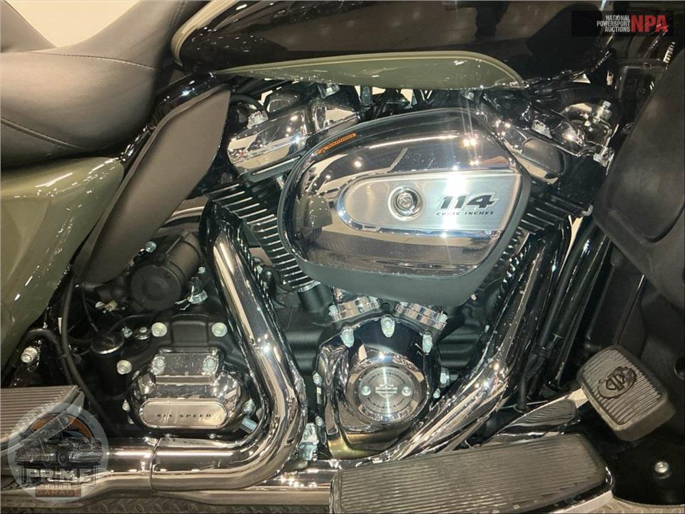 2021 Harley-Davidson FLHTCUTG TRI GLIDE ULTRA CLASSIC — фото 6