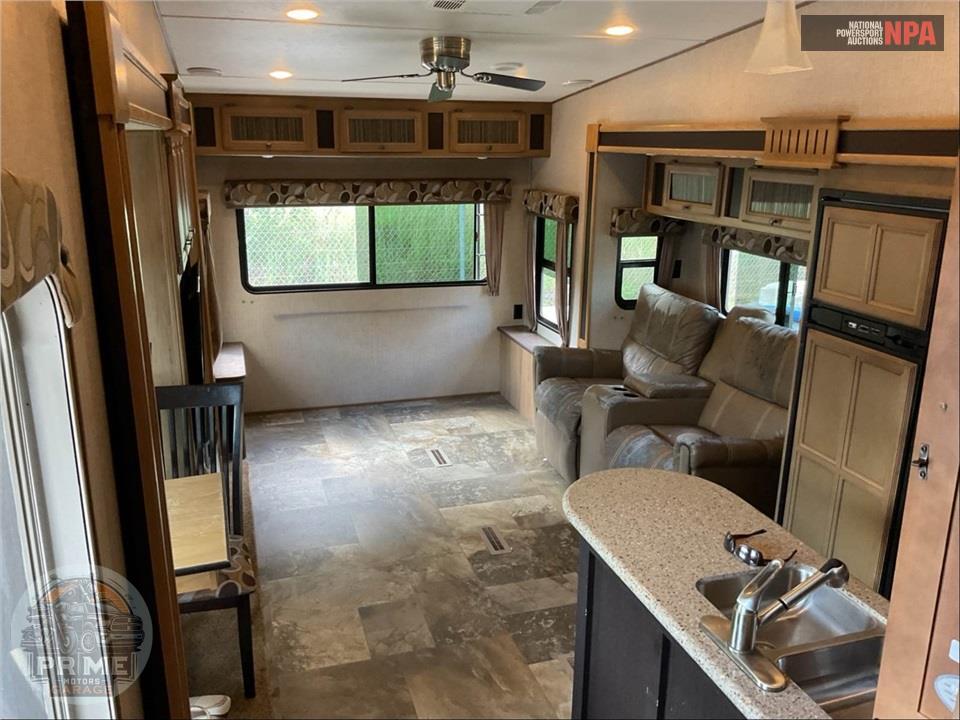 2016 Crossroads Rv M-305 RS - CRUISER FIFTH WHEEL SERIES — фото 6