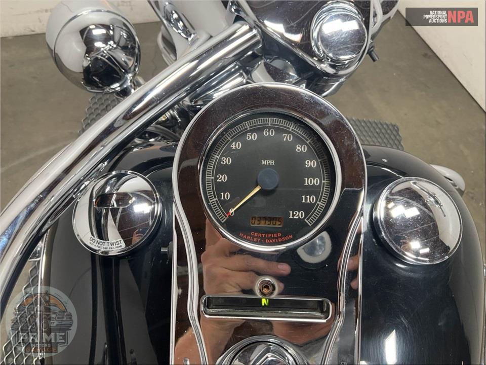 2001 Harley-Davidson FLHRCI ROAD KING CLASSIC — фото 5