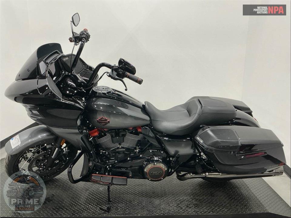 2025 Harley-Davidson FLTRXSE CVO ROAD GLIDE — фото 3