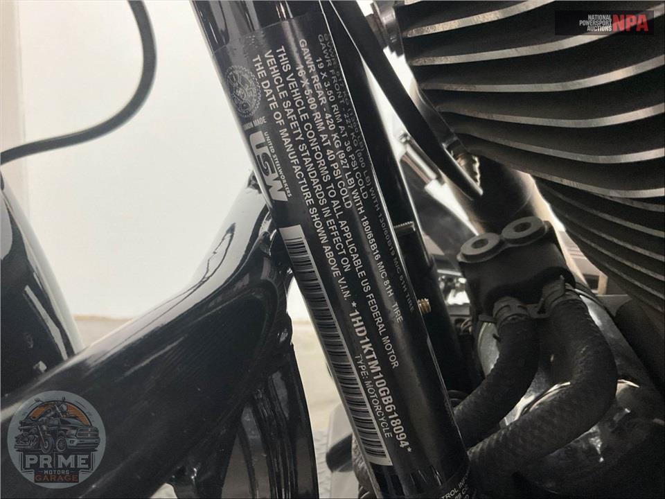 2016 Harley-Davidson FLTRXS ROAD GLIDE SPECIAL — фото 27