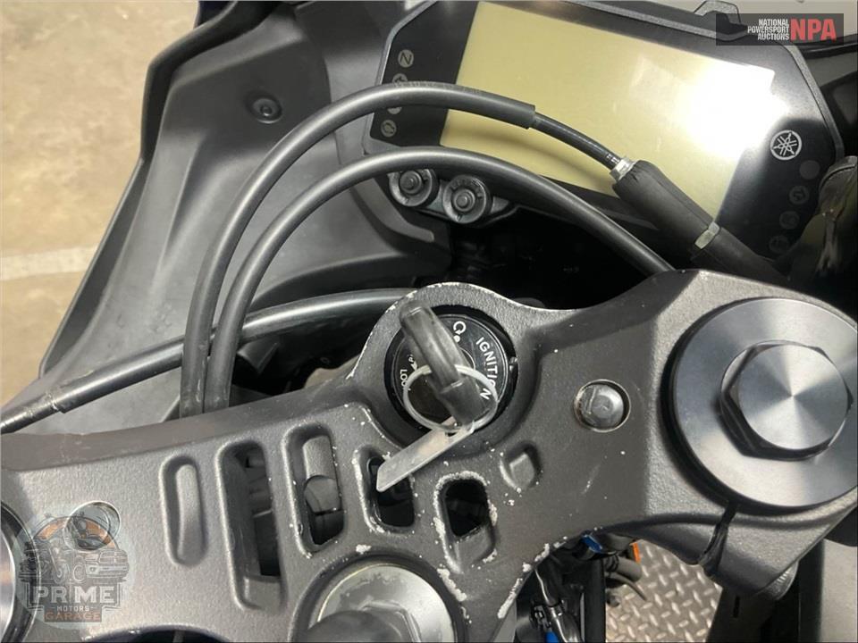 2023 Yamaha YZF-R3 — фото 17