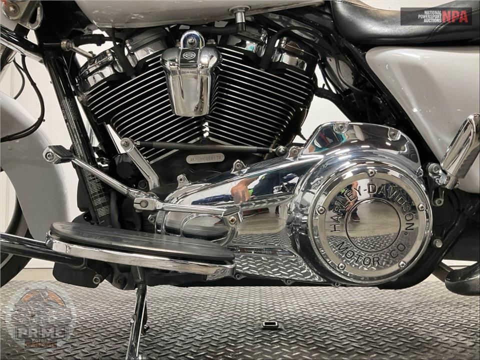 2017 Harley-Davidson FLHXS STREET GLIDE SPECIAL — фото 7