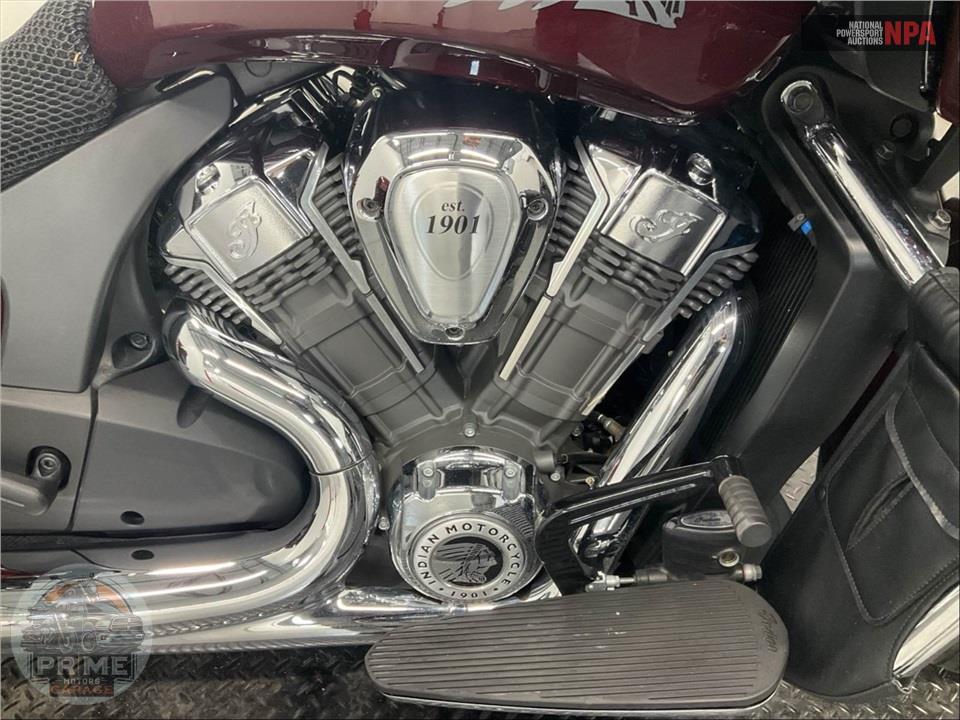 2023 Indian Motorcycle CHALLENGER LIMITED (MAROON) — фото 6
