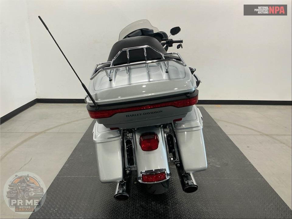 2015 Harley-Davidson FLHTCUL ULTRA CLASSIC LOW — фото 4