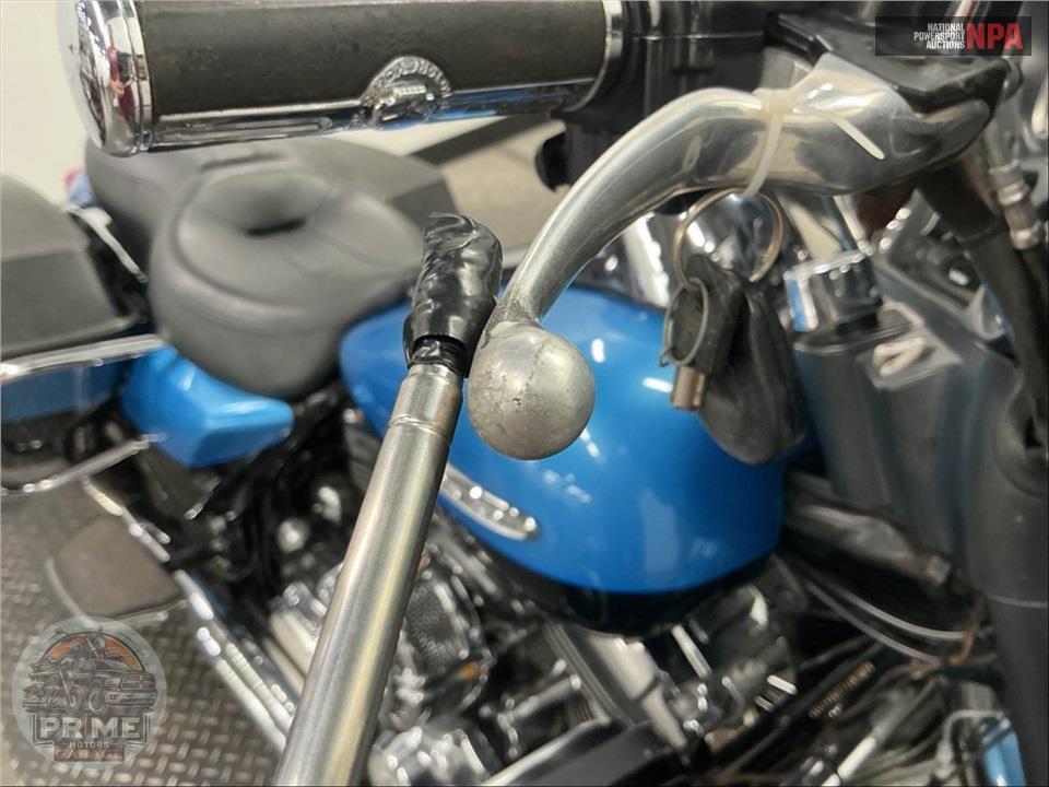 2011 Harley-Davidson FLHTK ELECTRA GLIDE UL LI — фото 38