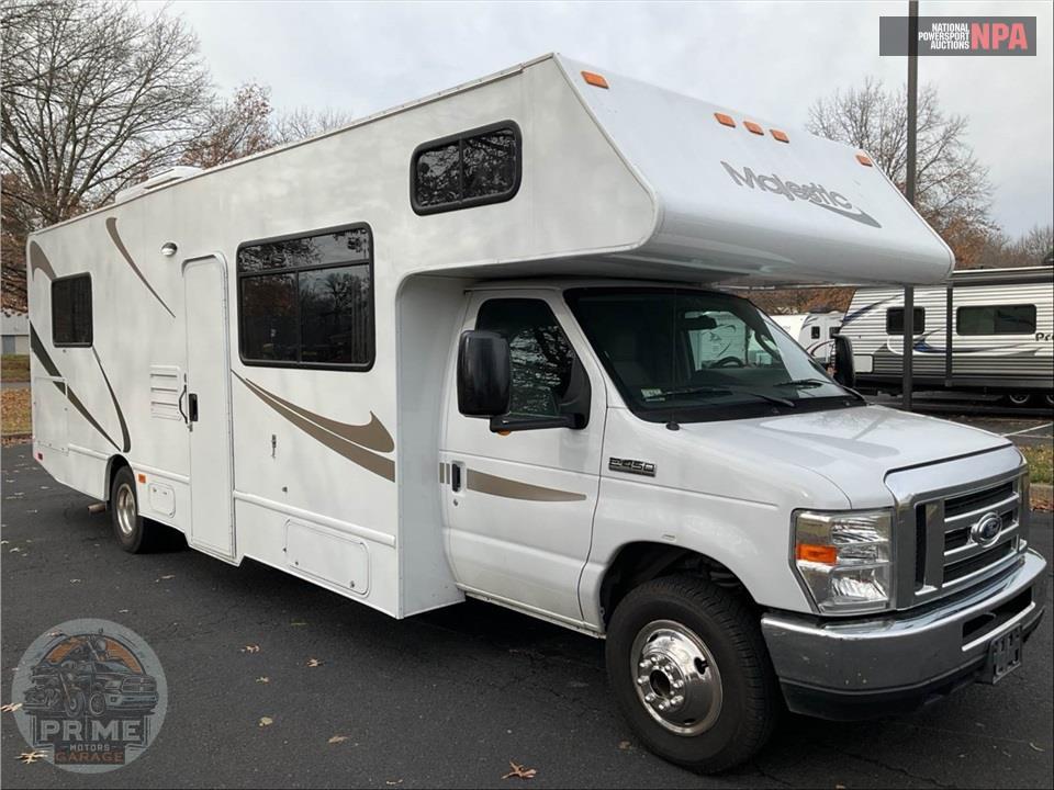 2019 Thor Motor Coach M-28A - MAJESTIC SERIES — фото 1