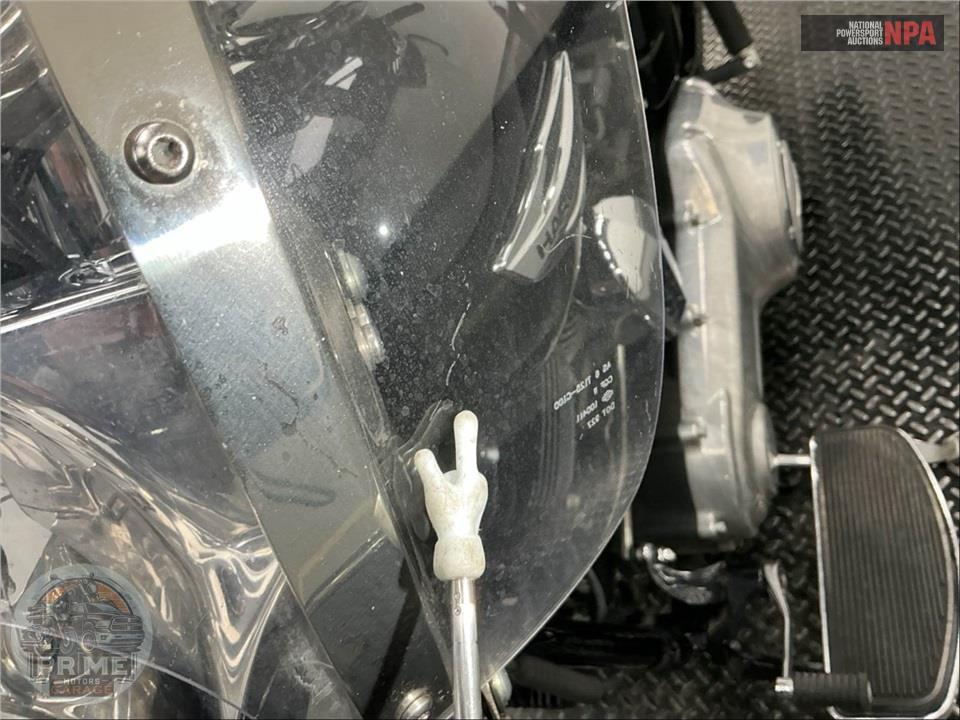 2015 Harley-Davidson FLD-103 DYNA SWITCHBACK — фото 18