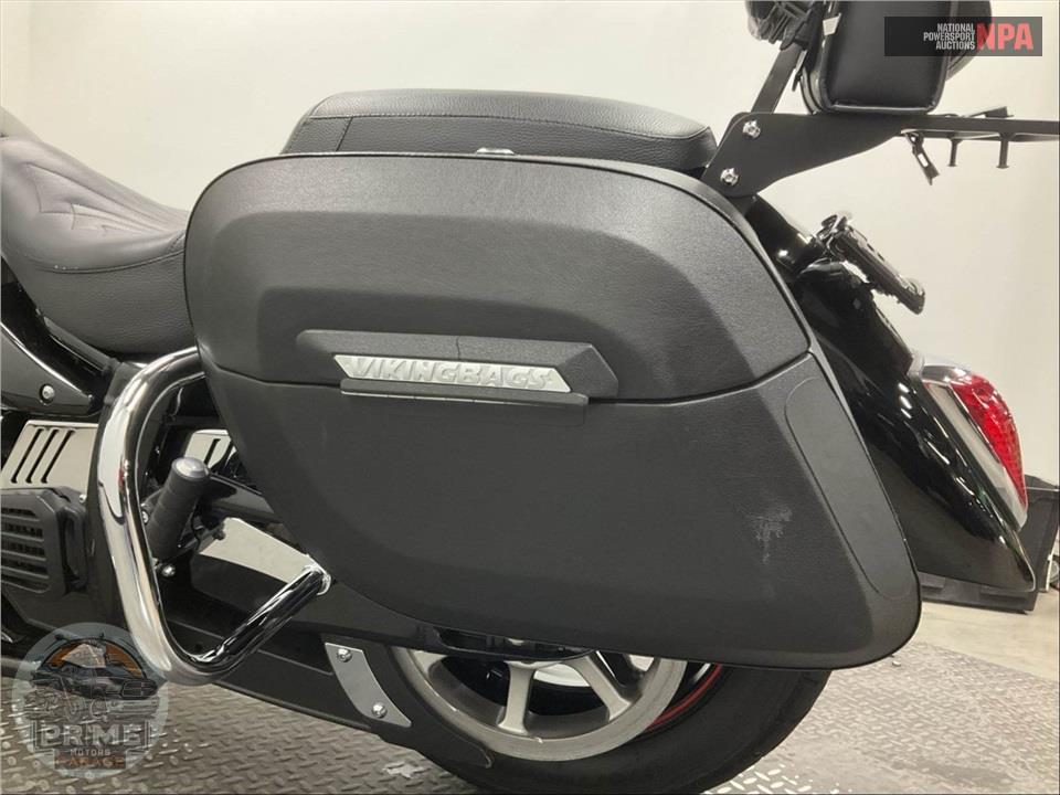 2013 Yamaha XVS13ADB/C V-STAR 1300 — фото 20