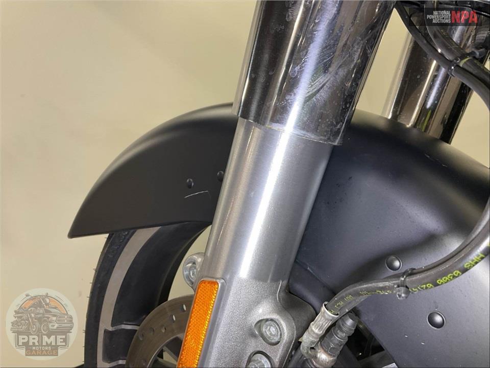 2017 Harley-Davidson FLHXS STREET GLIDE SPECIAL — фото 25