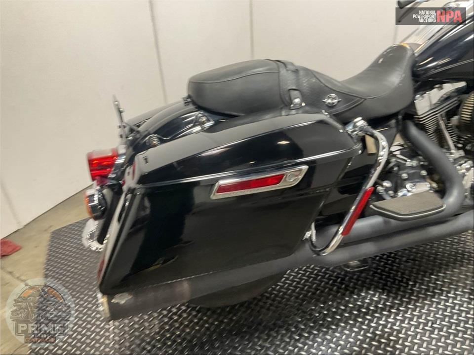 2012 Harley-Davidson FLHRC ROAD KING CLSC — фото 24