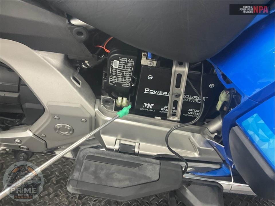 2022 Honda GL1800D GOLDWING TOUR DCT — фото 12
