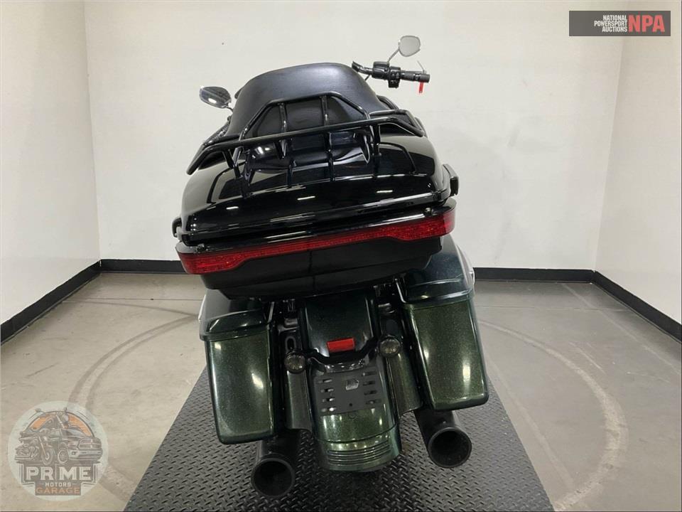 2018 Harley-Davidson FLTRX ROAD GLIDE — фото 4