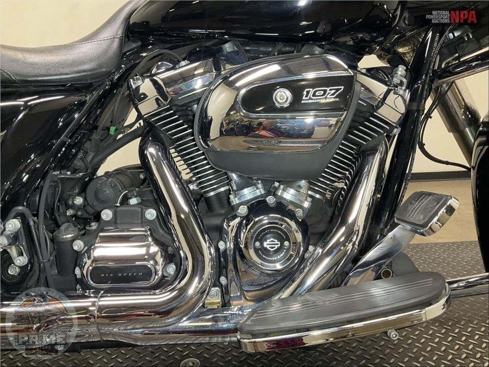 2020 Harley-Davidson FLHX STREET GLIDE — фото 6