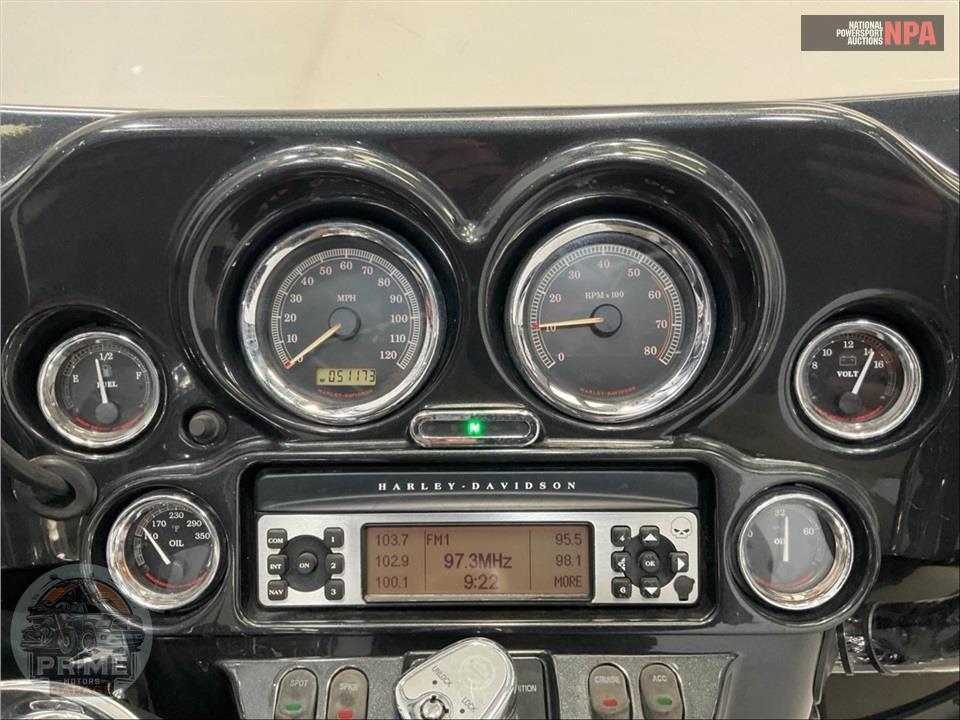 2009 Harley-Davidson FLHTCU ULTRA CLASSIC ELECTRA GLIDE — фото 5