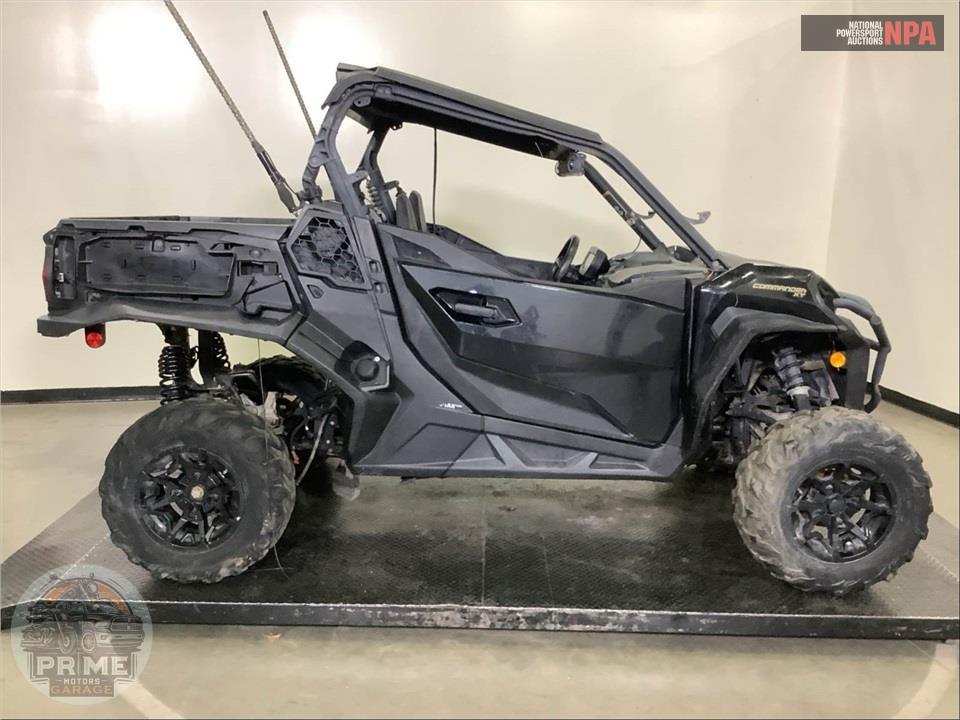 2023 Can-Am COMMANDER XT 700 — фото 1