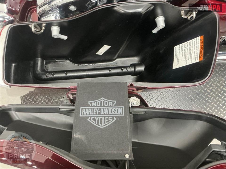 2014 Harley-Davidson FLHXS STREET GLIDE — фото 24